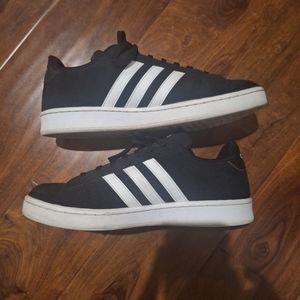 Adidas Men's Grand Court 2.0 Tennis Shoes Size 10.5